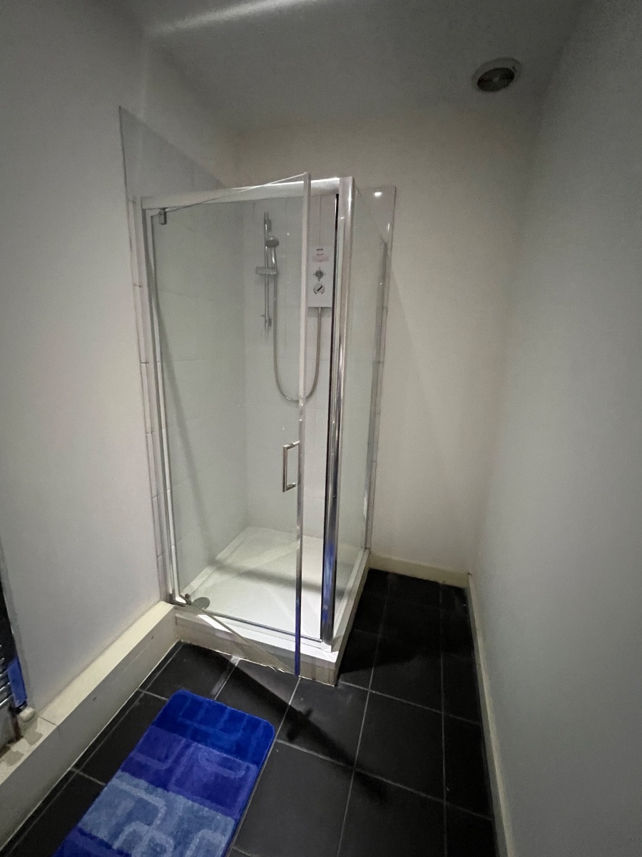 Bathroom Fitter: Image 7